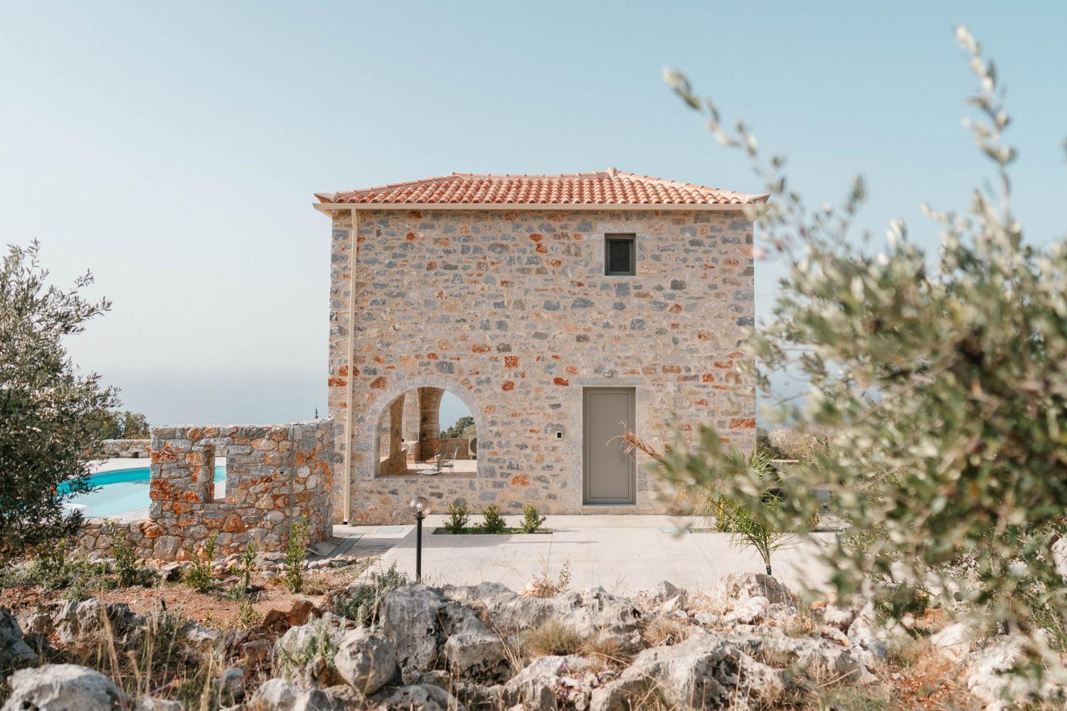 Villa Dioni Ena بيرغوس المظهر الخارجي الصورة